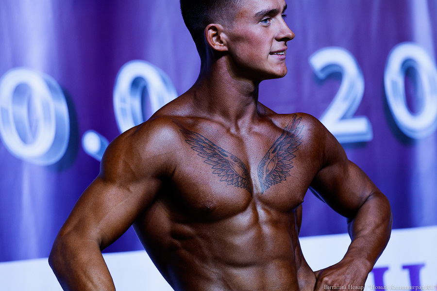 Рельефный узор: в Калининграде прошел кубок области по бодибилдингу (фото)