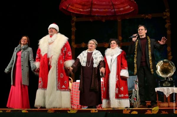 12 причин посетить  театр в декабре