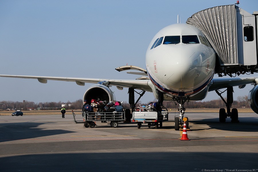 ФАС: билеты на рейсы Superjet на 20% дороже перелетов иностранными самолетами