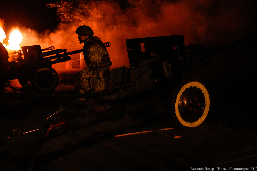 30 залпов: салют в честь Дня Победы в Калининграде (фото)