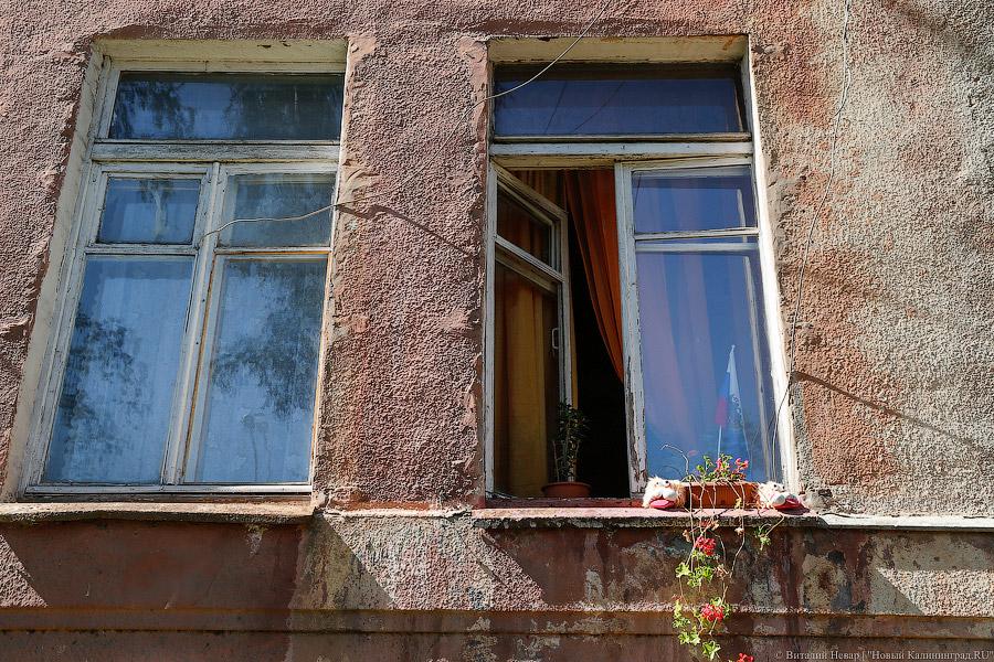 «Придет ОМОН»: жители аварийного дома в Балтийске рискуют оказаться на улице