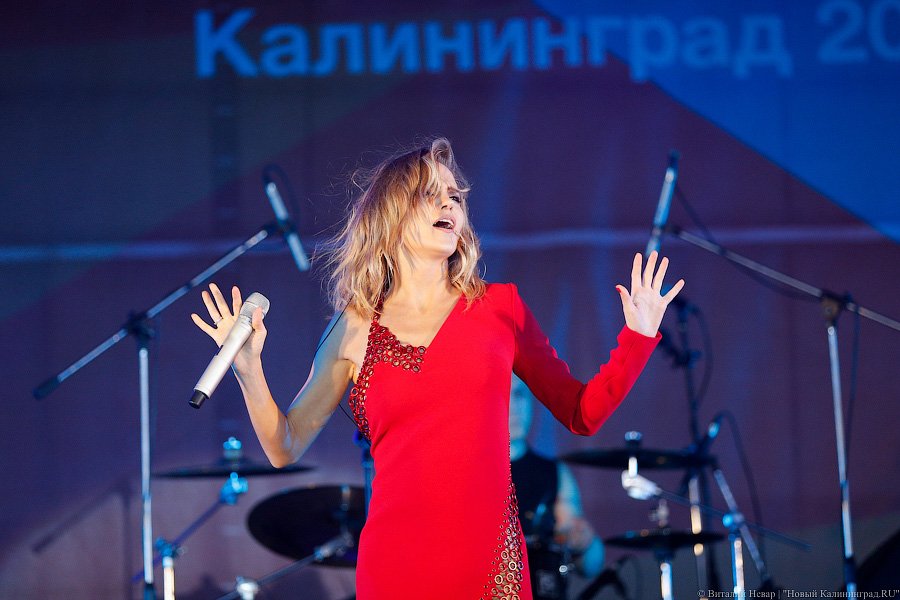 Мы к вам заехали на час, и вам не повезло:  как прошел концерт у Дома Советов