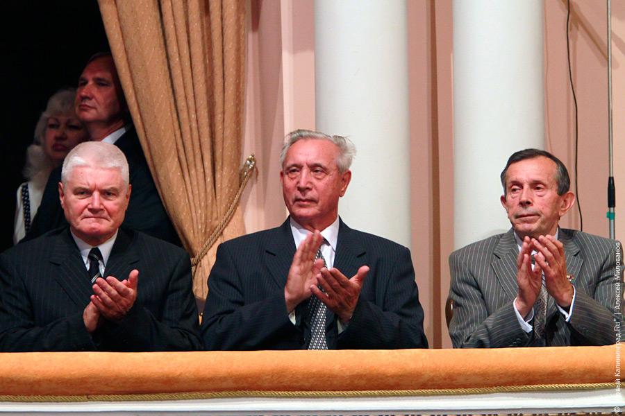 "Смена власти": фоторепортаж "Нового Калининграда.Ru"