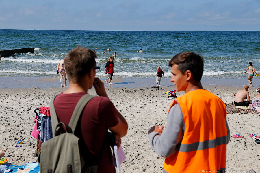 Спаси себя сам: кто отвечает за безопасность людей на пляже в Зеленоградске