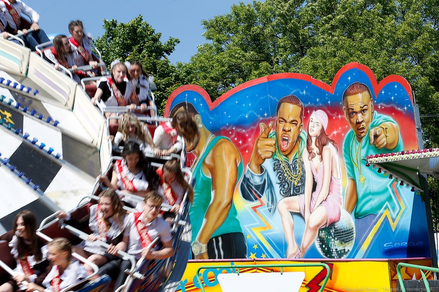 «Звонок для ученика»: как калининградские школьники отмечают конец учебного года