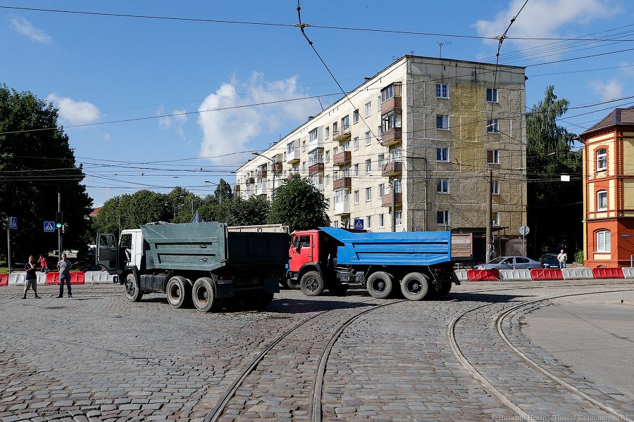 Прохода нет: Высокий мост на Остров закрыт на реконструкцию (фото)