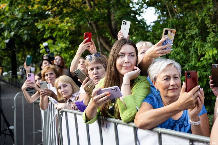 Обморок Антохи МС и голос Пересильд: как открывали фестиваль «Короче» (фото)