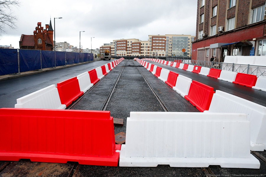 «Хэппибёздей» на органе: как Ярошук мосты на Острове открывал