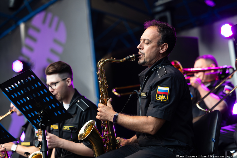 «Совершенный артист» и афро-латино с балканским битом: как открывали «Калининград Сити Джаз» (фото)