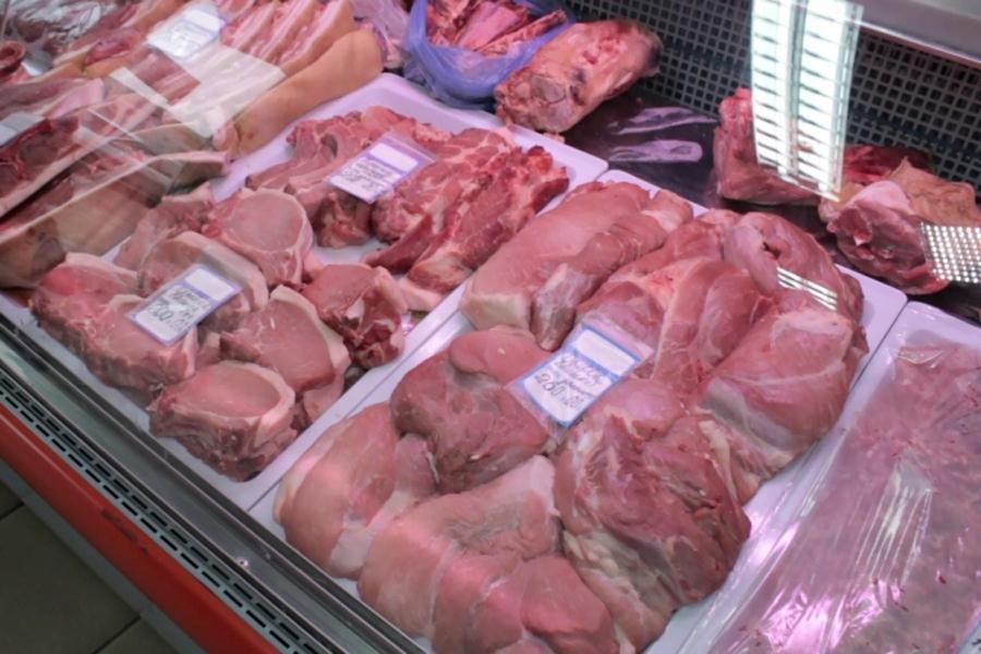 Полиция обнаружила в Калининграде точки, незаконно торговавшие мясом (фото)