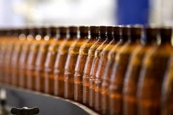 Продажу пива в пластиковых бутылках предлагается запретить