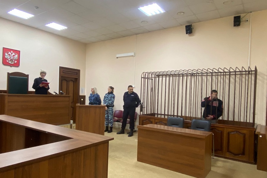 Суд вынес приговор калининградцу, избившему до смерти мужчину на площади Победы