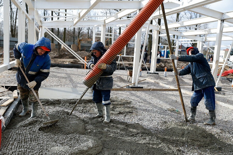 Власти области связали срыв крупных строек с федеральным законодательством