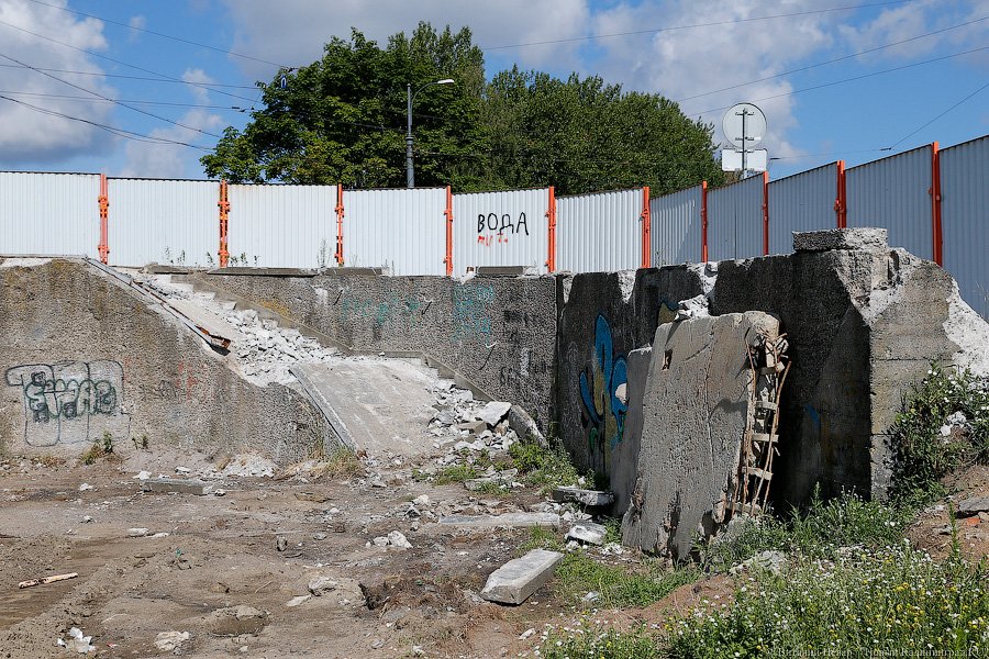 Прохода нет: Высокий мост на Остров закрыт на реконструкцию (фото)