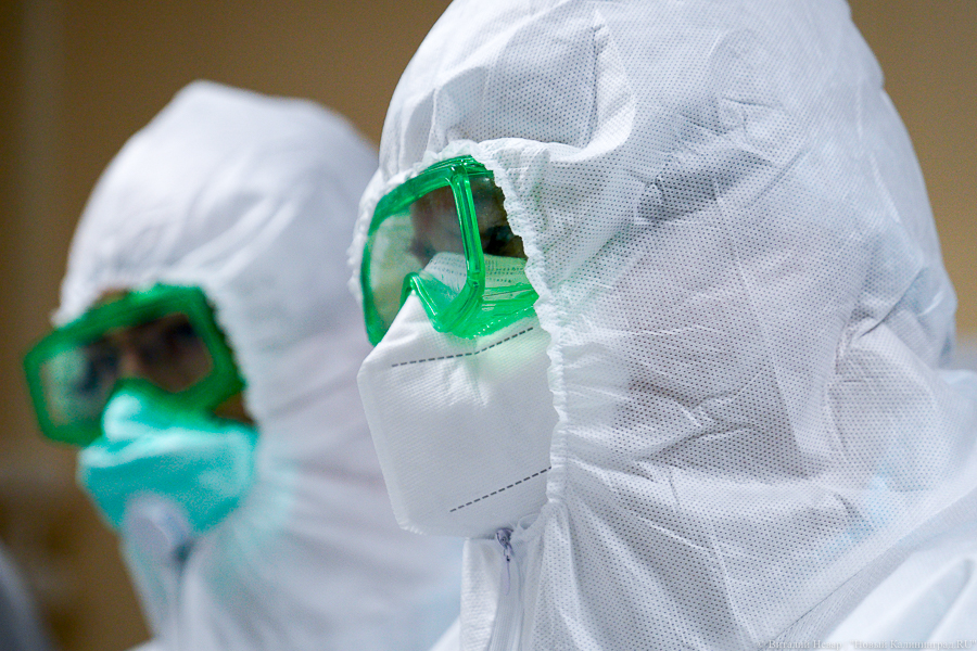 11 медиков, 9 детей и студент: в оперштабе рассказали о новых пациентах с COVID