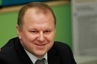 Цуканов предложил руководителям агентств сокращать чиновников