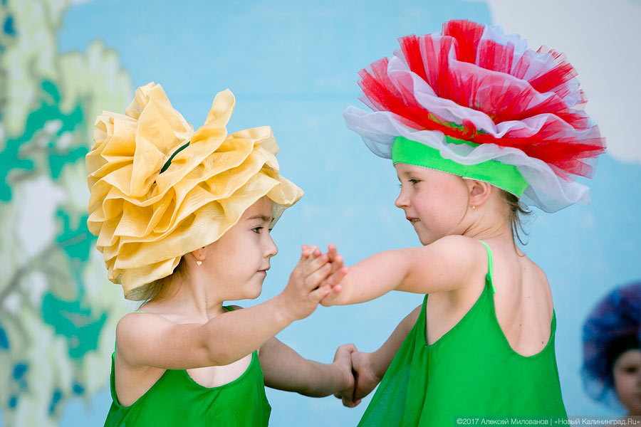 «Пляши от души»: в Центральном парке Калининграда лето встретили танцами