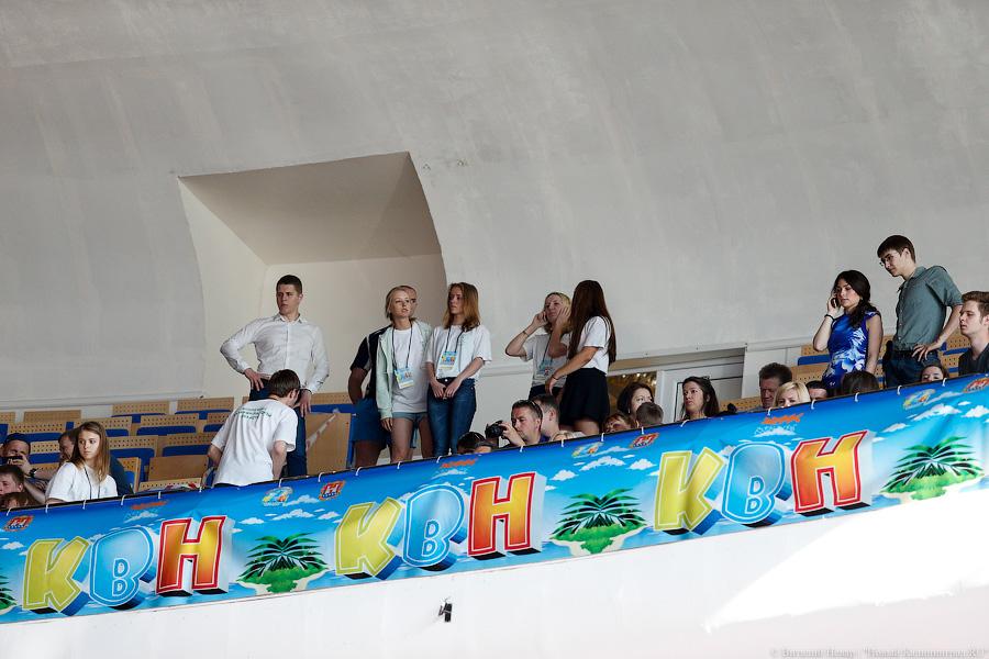 «Разве можно наспех?»: как в светлогорском Театре эстрады впервые провели КВН