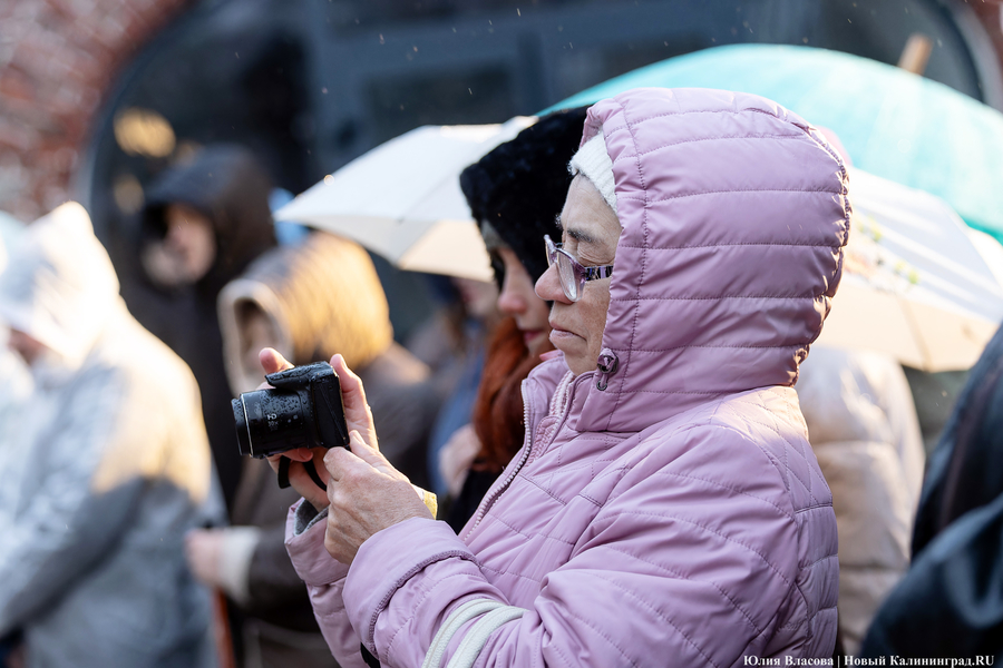 Не кантовать: в башне «Врангель» сыграли спектакль про Канта