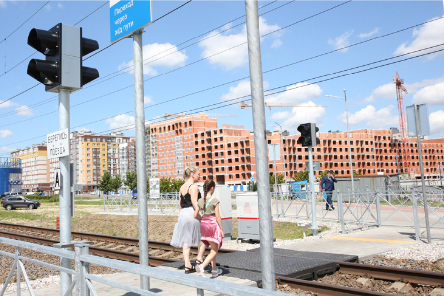 На Сельме в Калининграде открыли новый переход через железнодорожные пути 