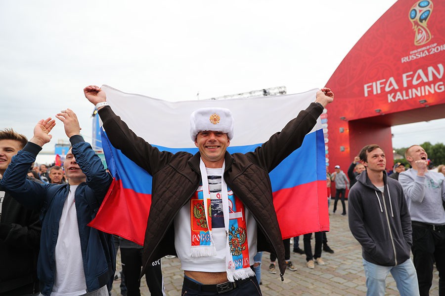 Усы победы: как Калининград болел и радовался за сборную России (фото)