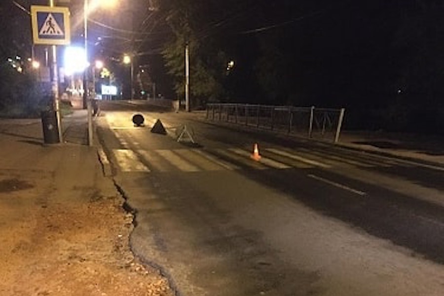 Ночью на Советском проспекте неизвестный водитель сбил пешехода и скрылся