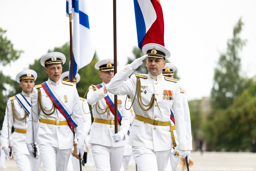 День ВМФ в Балтийске: как прошел парад кораблей Балтфлота (фото)