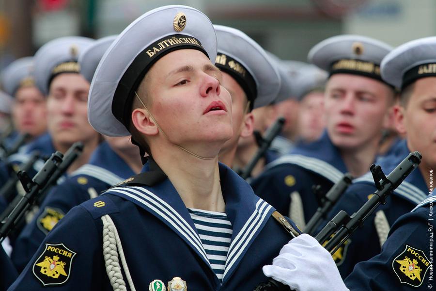 "Парад Победы-2010": фоторепортаж "Нового Калининграда.Ru"