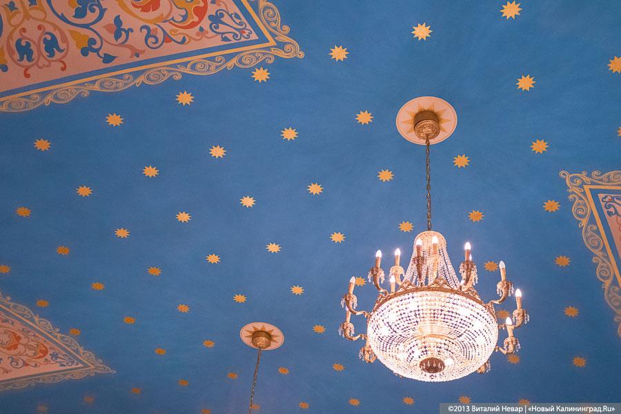 «Смиренные танцы»: второй Сретенский бал молодёжи