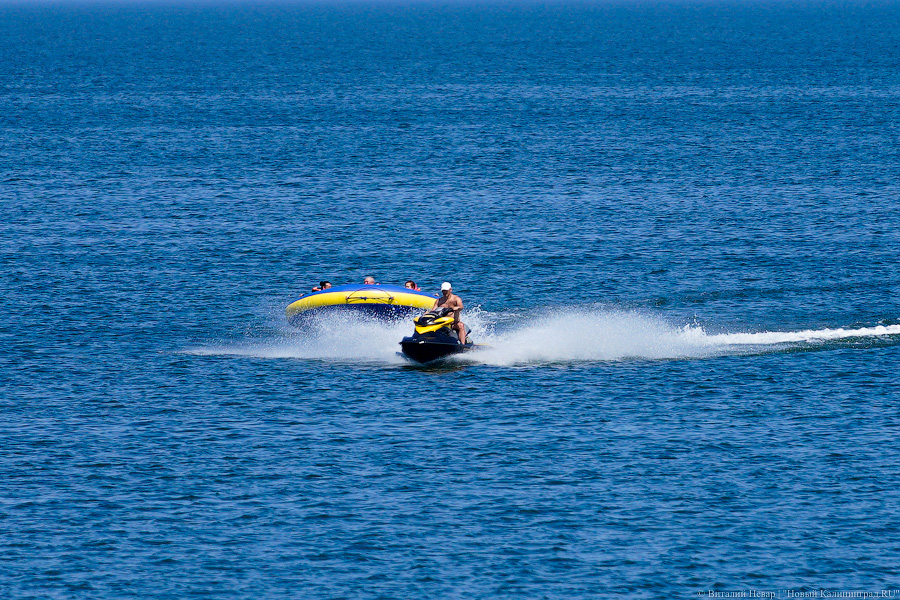 Тесные контакты: пляжи области в жаркие выходные были забиты туристами (фото)