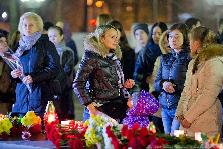 Вечер скорби: калининградцы пришли помянуть жертв авиакатастрофы (фото)