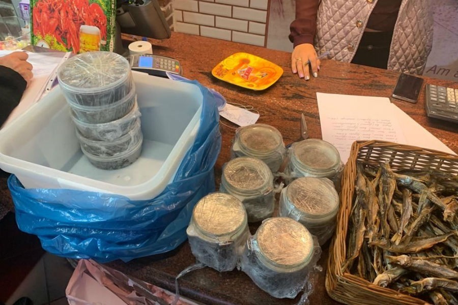 В «Океане» изъяли и уничтожили больше центнера немаркированной икры