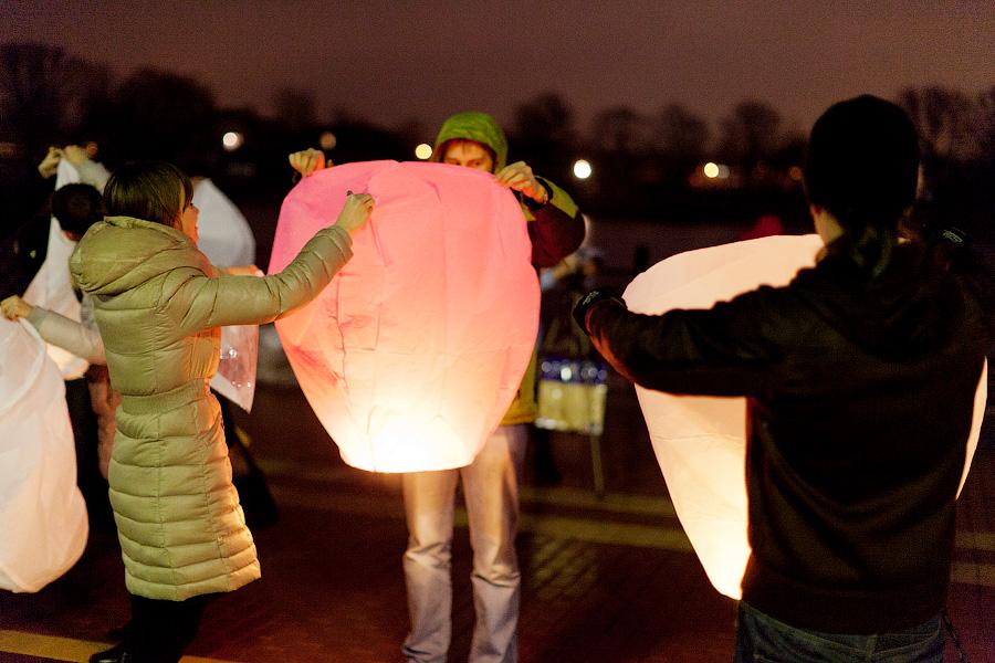 «Город дирижаблей»: фоторепортаж с флешмоба, посвященного встрече весны