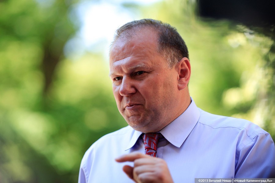 СМИ: помощник Цуканова передавал за границу информацию с заседаний Совбеза