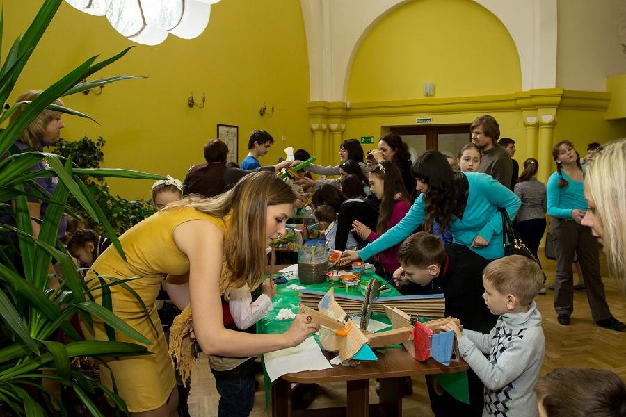 Детский клуб «Развивалка» подарил возможность посетить грандиозный праздник