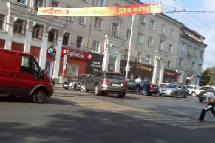 На проспекте Мира в Калининграде из-за ДТП образовалась пробка (фото)