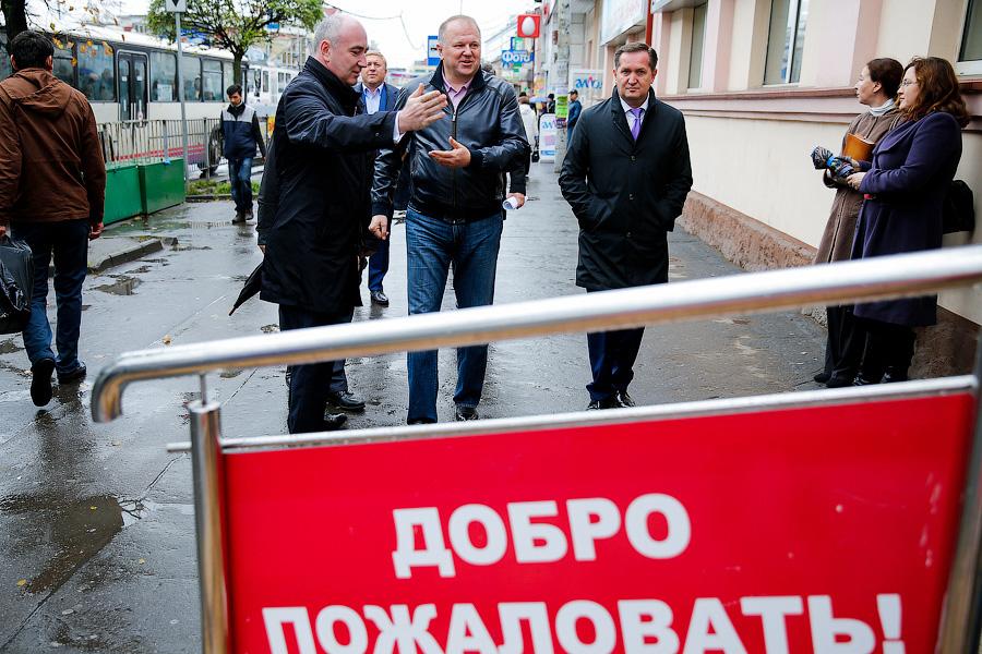 «Я вижу, цены выросли»: Николай Цуканов побывал на Центральном рынке города