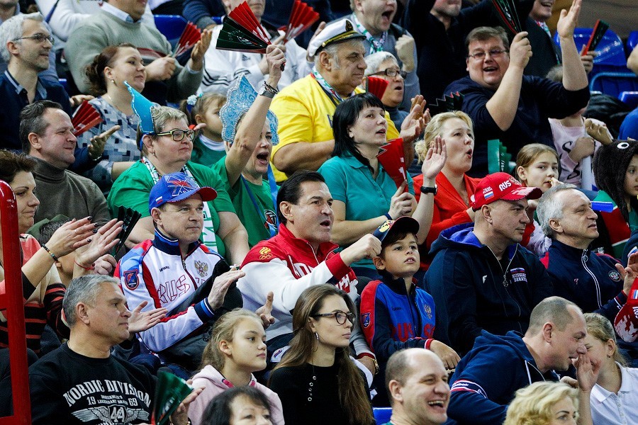 «Локомотив» снова проиграл в Лиге чемпионов. Но лишь по итогам пяти партий (фото)