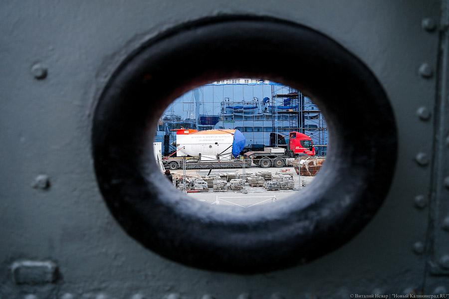 Как увидеть «Титаник»: в Музей Мирового океана привезли глубоководный «Мир»