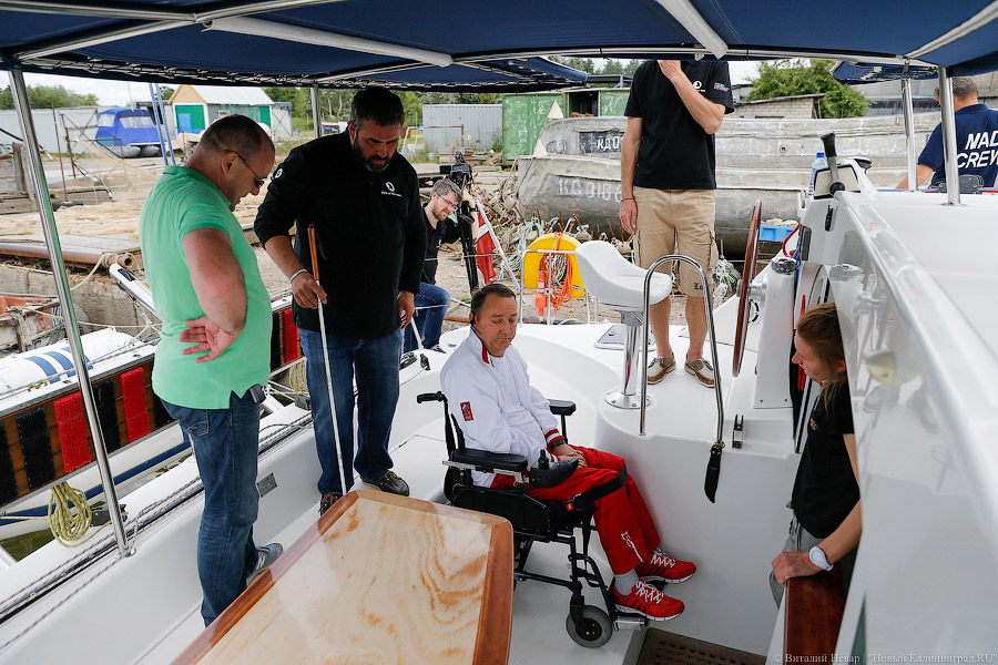 «Паруса духа»: как в Калининградском заливе инвалиды в регате побеждали