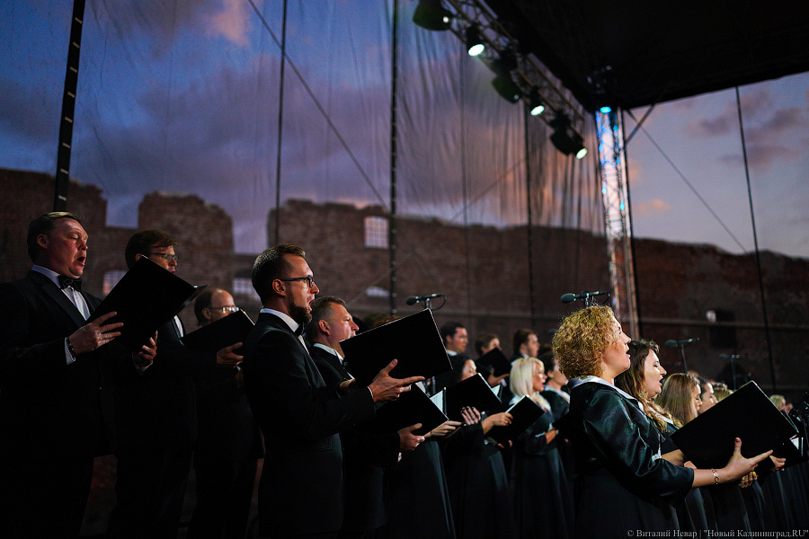 Классика среди руин: в Калининградской области открылся фестиваль «Кантата» (фото)