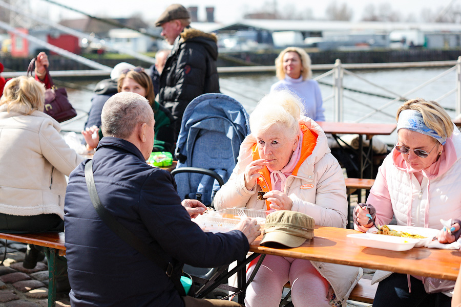 Селедка под сакурой: как прошел самый известный в России калининградский праздник (фото)