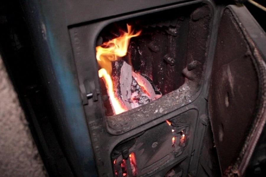 В Гурьевском районе полиция взяла штурмом особняк крупного наркодельца (фото)