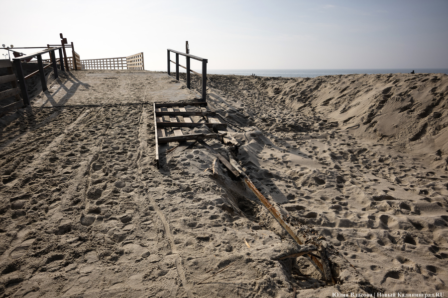 Без «Голубого флага»: как в Янтарном готовятся к пляжному сезону (фото)
