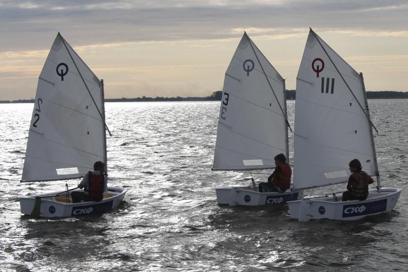 «Все получит победивший»: репортаж с первенства области в классе «Оптимист»