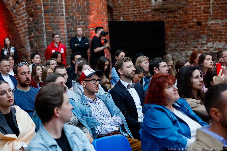 Музыкальное приношение: концерт в руинах кирхи Святого Якоба в фотографиях (фото)