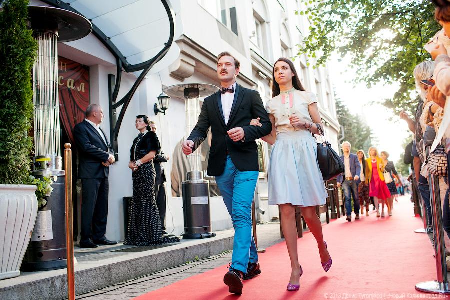 Орган, ковровая дорожка и премьера: открытие фестиваля короткого метра «Короче»