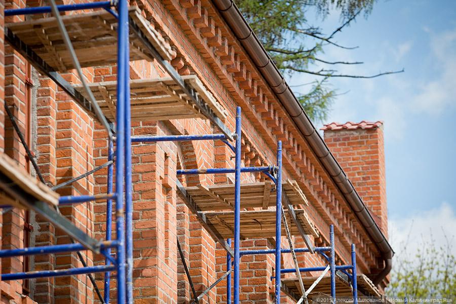 Гнездо преткновения: как проходит реставрация кирхи в Краснолесье