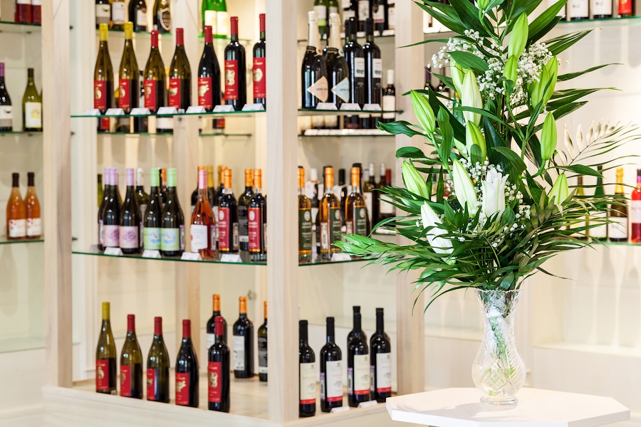  Новое место: магазин напитков «Vinifera» на улице Кутузова