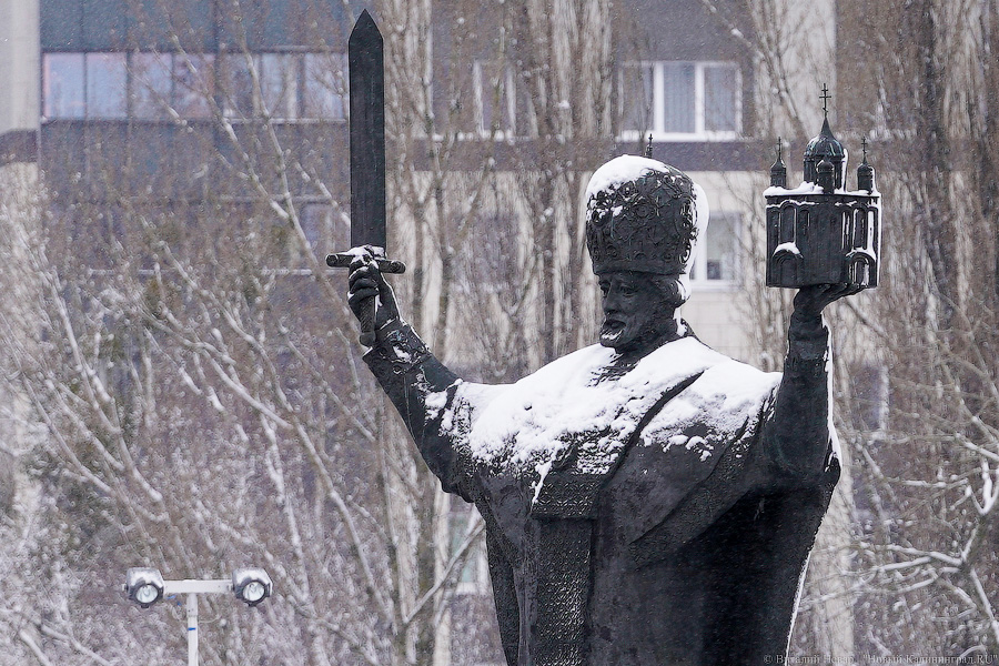 Зима весной в Калининграде: город буквально замело снегом на несколько часов (фото)